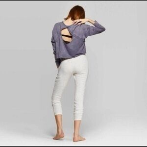 Colsie Sweatshirt Cropped Keyhole Back Purple XL Athleisure Yoga Workout Gym